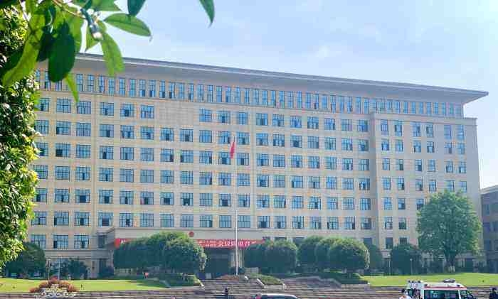 �����н���������ίԱ��